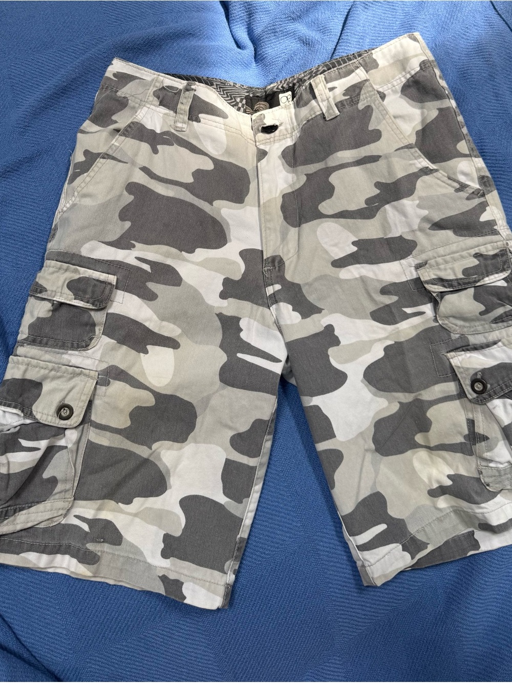OP Ocean Pacific Gray Camo Cargo Shorts Men’s Size 32 Y2K Surf Skate EUC - Picture 2 of 8